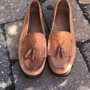 Weejuns bass loafers
